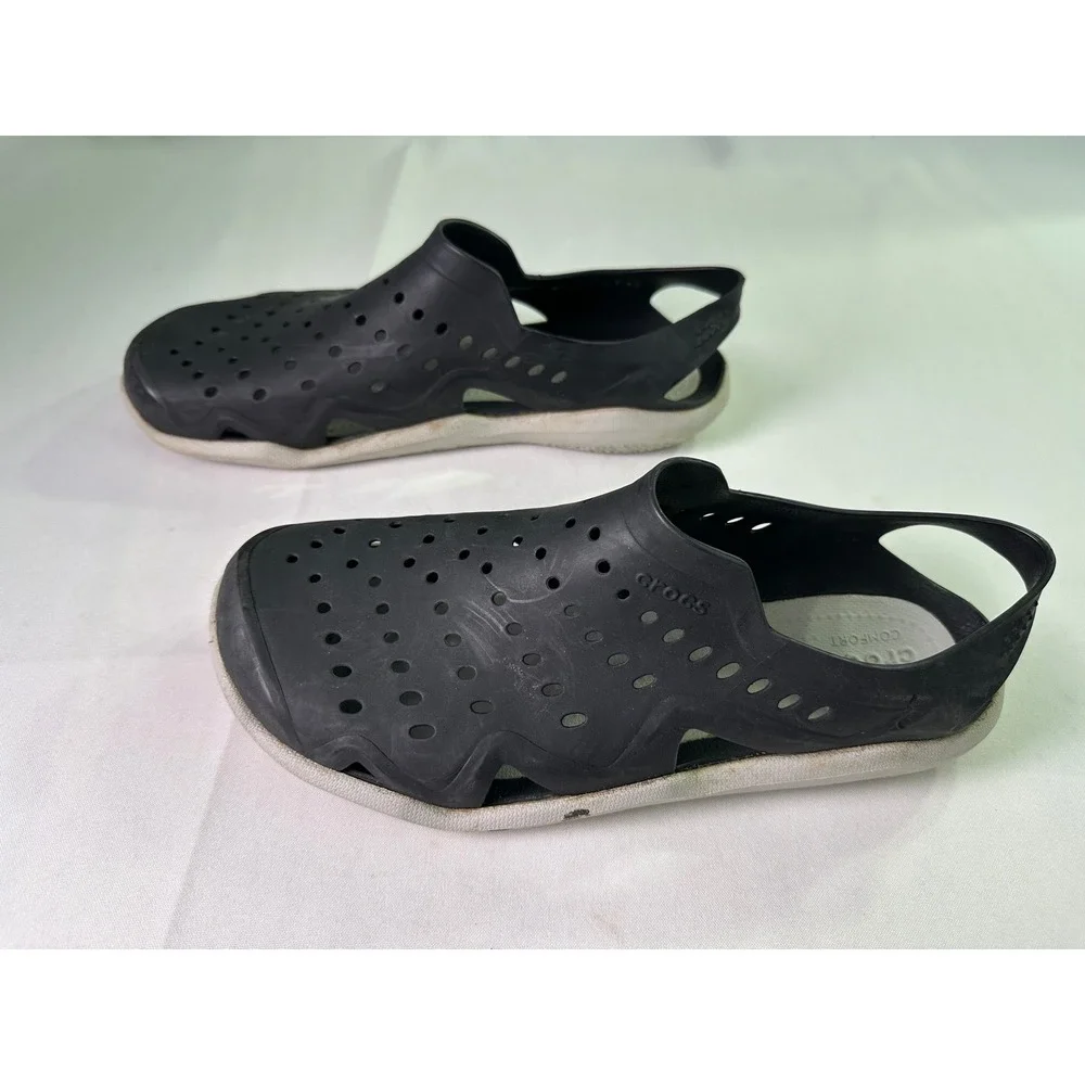 Crocs Swiftwater Wave Men's Size 9 Black White Slip On Water Sandals Beach Shoes